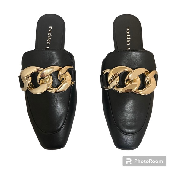 Madden Girl (Steve Madden brand) Slide Loafers w/ Chain - Picture 5 of 6